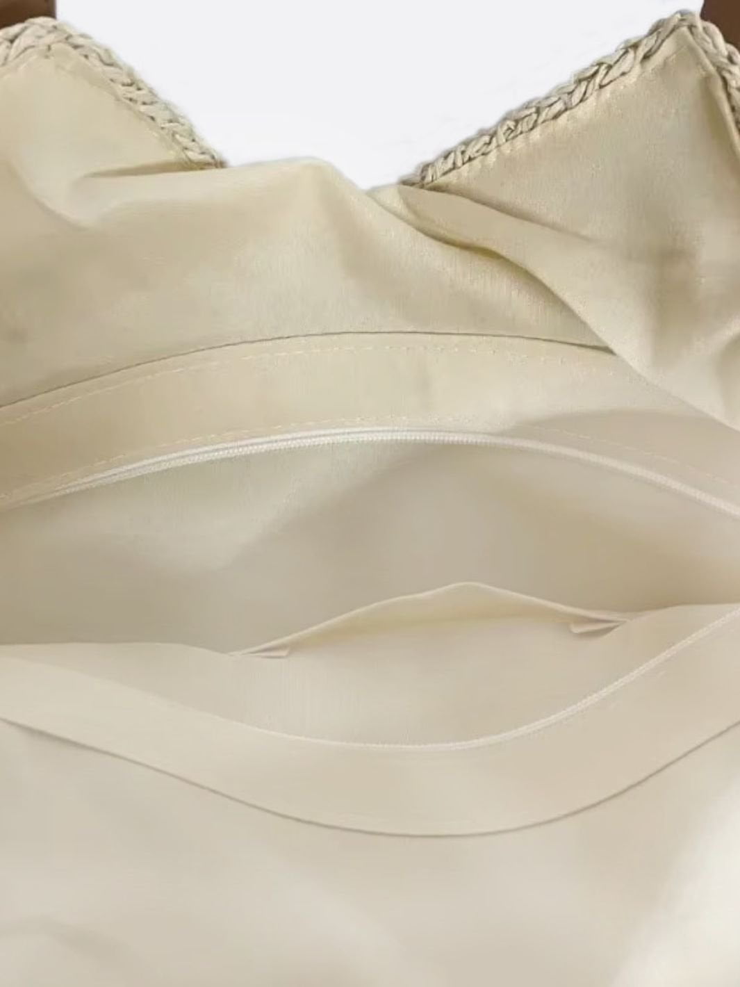 VELUXA | Oversized Woven Straw Tote Bag – Soft Shoulder Carry